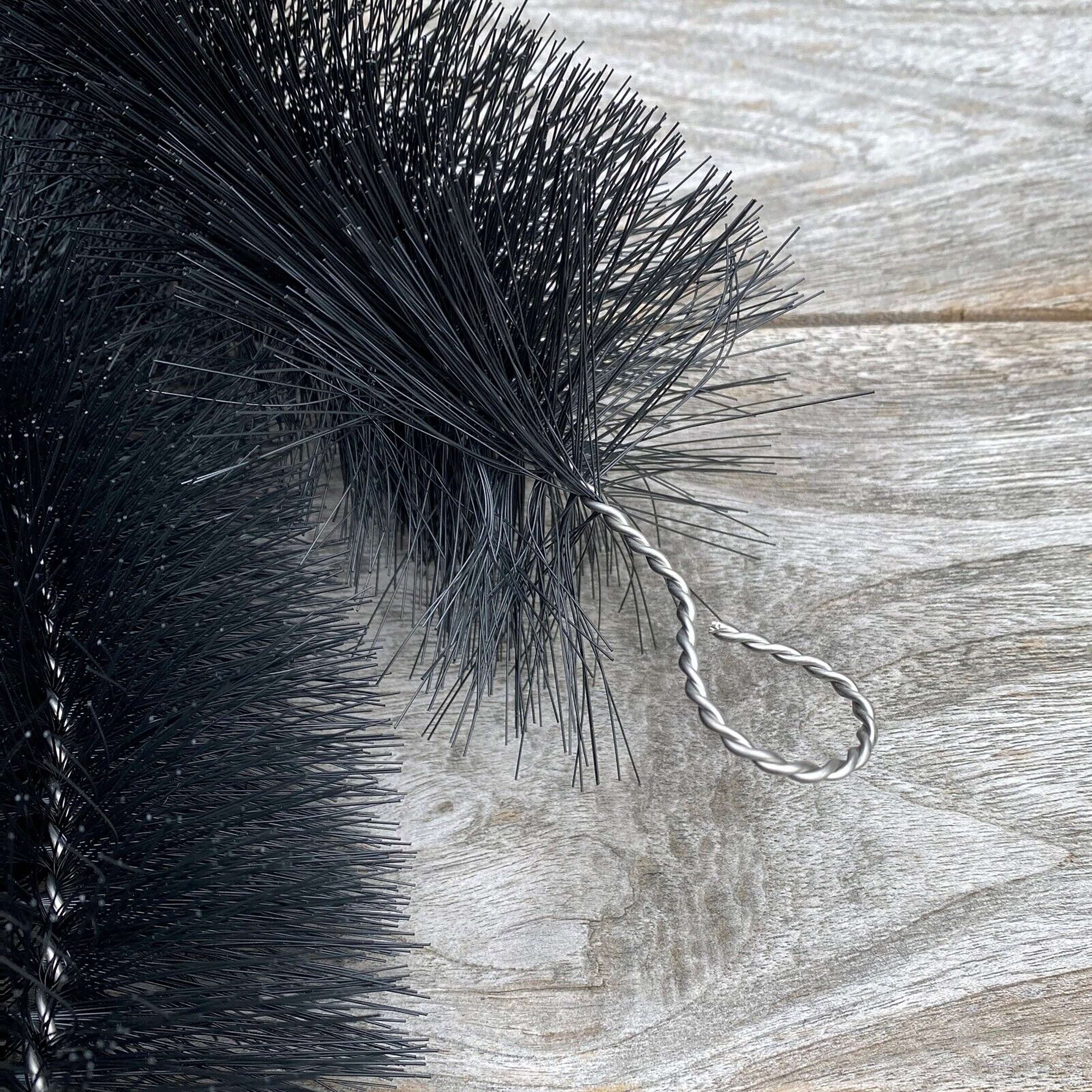 AMOS Gutter Brush Black