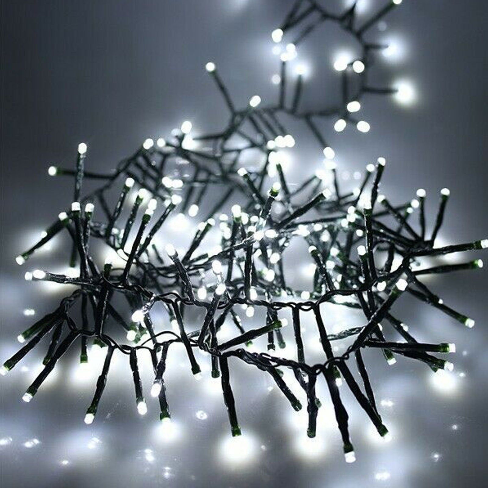 240 LED Cluster Christmas Lights 3.1m Auto Turn On Multi Function Timer Memory Indoor Outdoor